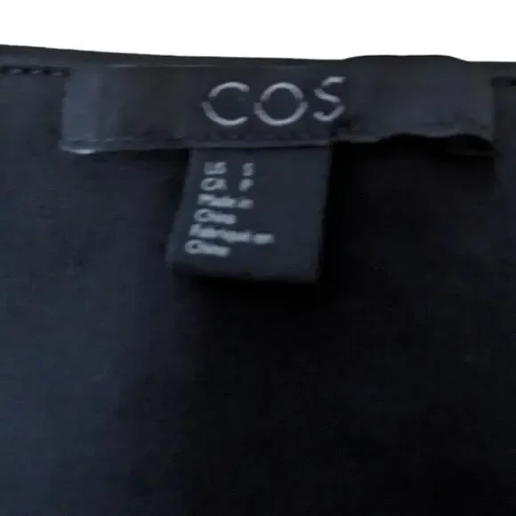 COS Black Belted Vest - Picture 3 of 4